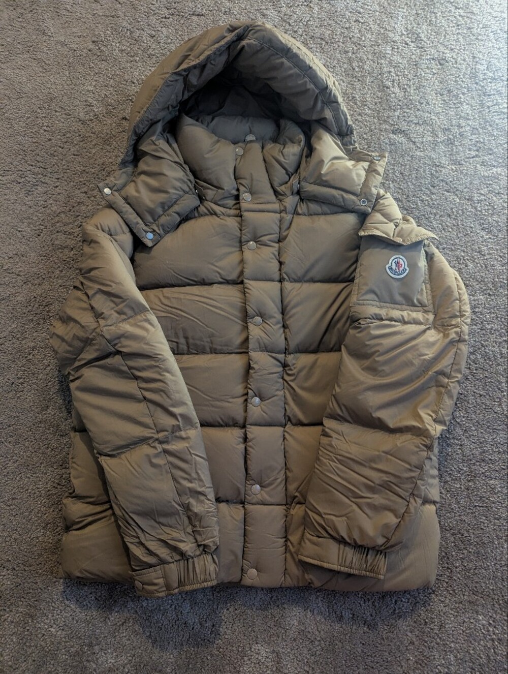 Moncler Long Down Puffer Coat Olive Khaki Men Quilted Hooded